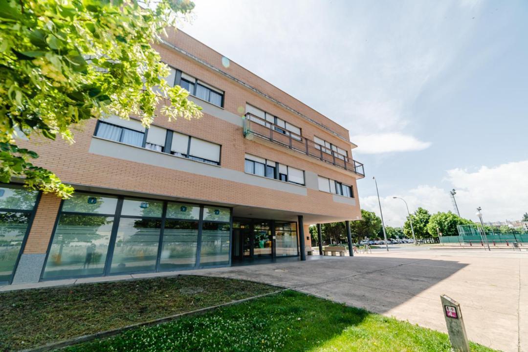 Micampus Logrono Student Residence Buitenkant foto