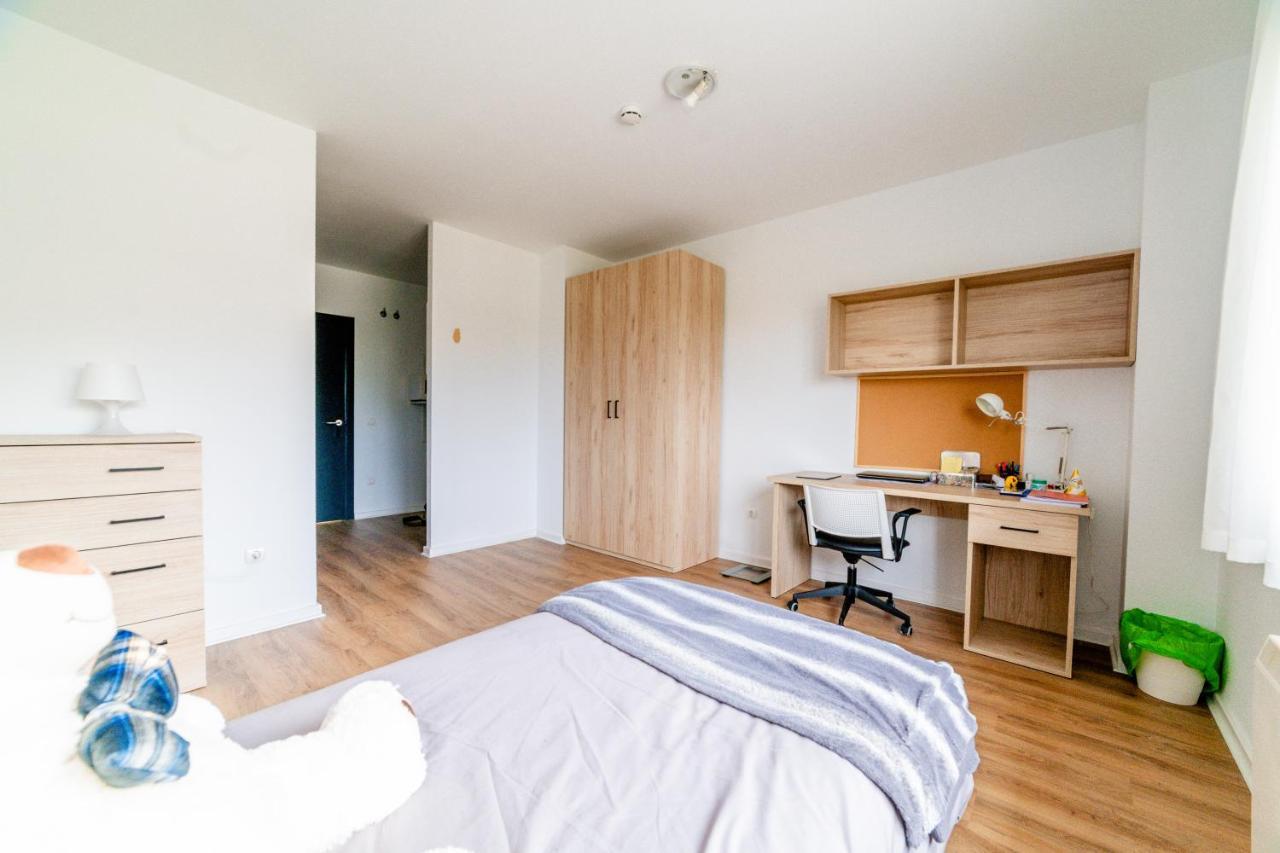 Micampus Logrono Student Residence Buitenkant foto